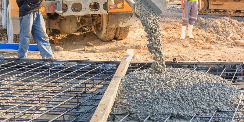 concrete-pouring-during-commercial-concreting-floors-buildings-construction-site